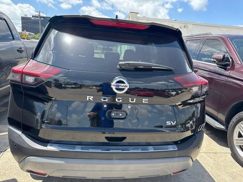 Used 2021 Nissan Rogue SV FWD image 5