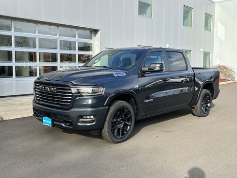 New 2026 RAM 1500 Laramie AWD/4WD image 27