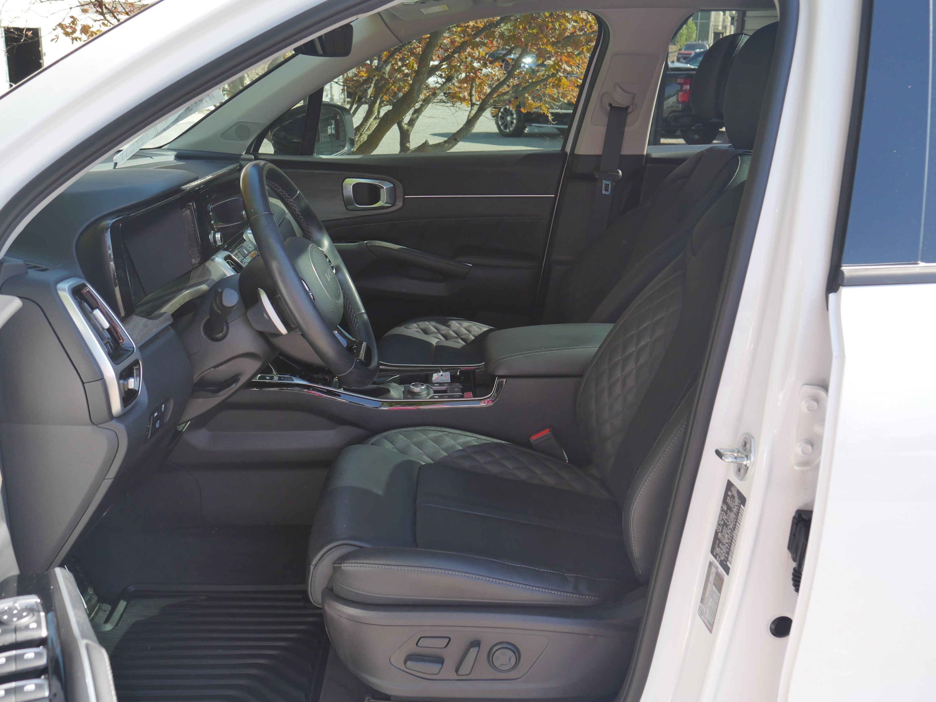 Used 2022 Kia Sorento SX Prestige AWD/4WD image 3