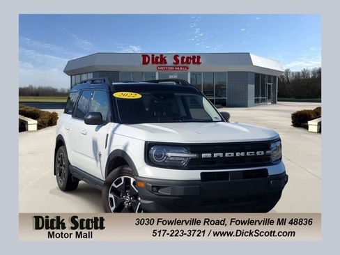 Used 2022 Ford Bronco Sport Outer Banks w/ Tech Package AWD/4WD image 1