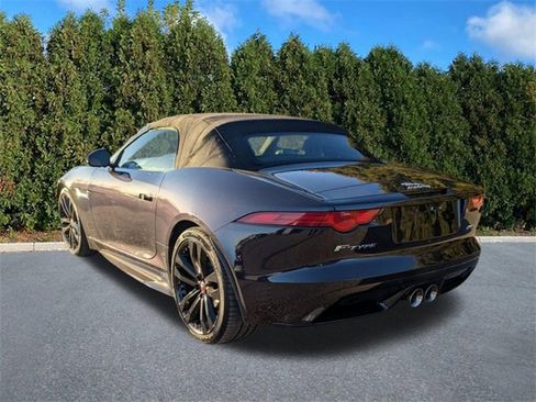 Used 2017 Jaguar F-TYPE S image 6