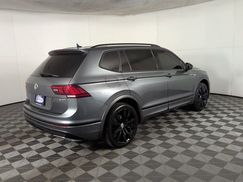 Used 2021 Volkswagen Tiguan SE AWD/4WD image 7