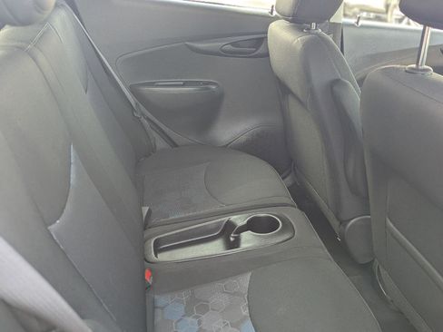 Used 2017 Chevrolet Spark LT FWD image 29