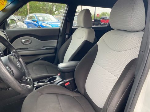 Used 2016 Kia Soul w/ Convenience Package FWD image 26