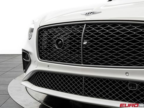 Used 2025 Bentley Continental GT Speed AWD/4WD image 9