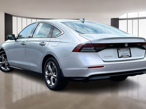 Used 2024 Honda Accord EX image 4
