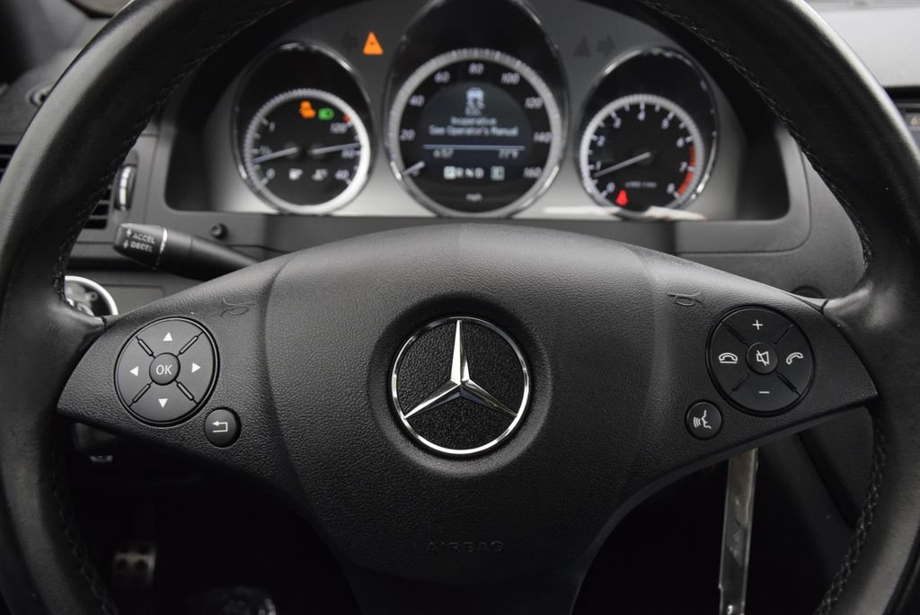 Used 2011 Mercedes-Benz C 300 Sedan image 19