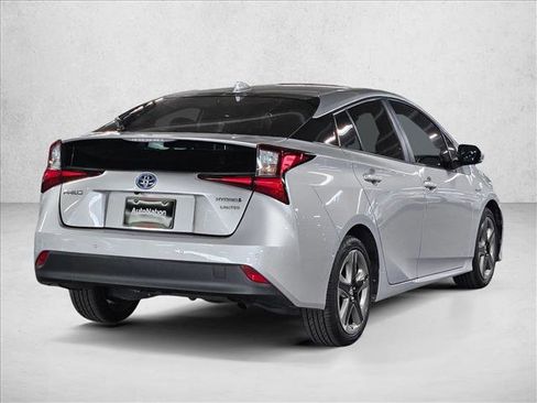 Used 2022 Toyota Prius Limited image 5