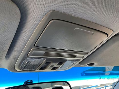 Used 2012 Honda Accord EX image 32