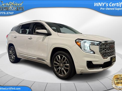 Used 2022 GMC Terrain Denali AWD/4WD image 3