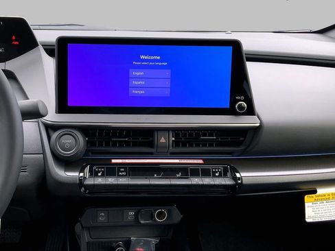 New 2026 Toyota Prius Plug-In Hybrid FWD image 6