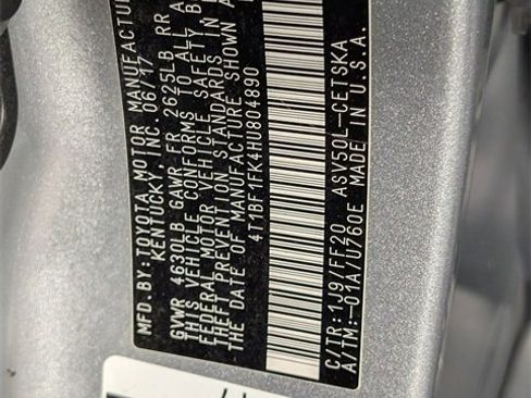 Used 2017 Toyota Camry XSE image 32