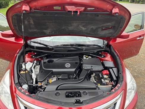 Used 2015 Nissan Altima 2.5 SV image 14