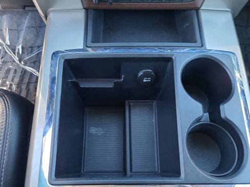 Used 2015 RAM 2500 Laramie w/ Black Appearance Group image 25