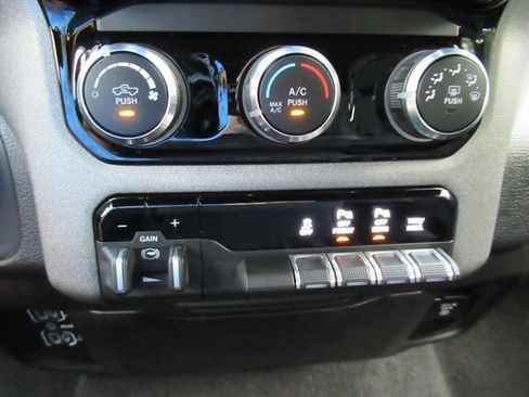 Used 2025 RAM 1500 Classic Warlock AWD/4WD image 25