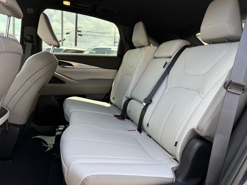 New 2027 INFINITI QX65 Luxe AWD/4WD image 16