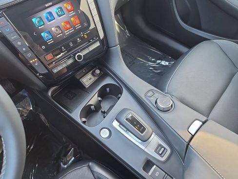 Certified 2025 INFINITI QX50 Luxe image 25