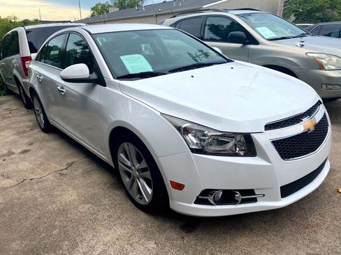 Used 2015 Chevrolet Cruze LTZ FWD image 3