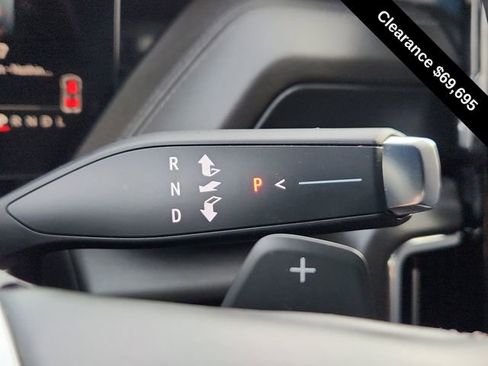 Used 2025 GMC Yukon XL Denali image 44