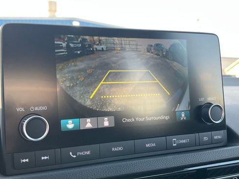 Used 2025 Honda Civic Sport image 17