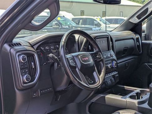 Used 2021 GMC Sierra 2500 AT4 w/ Gooseneck/5TH Wheel Package image 14