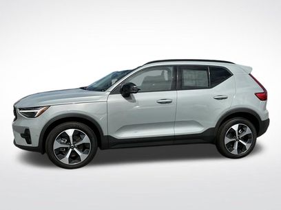 Used 2026 Volvo XC40 B5 Plus