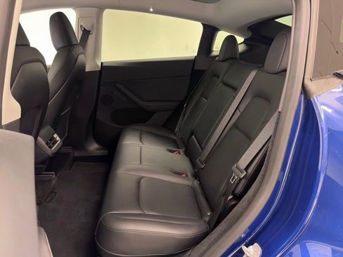 Used 2024 Tesla Model Y Long Range AWD/4WD image 16