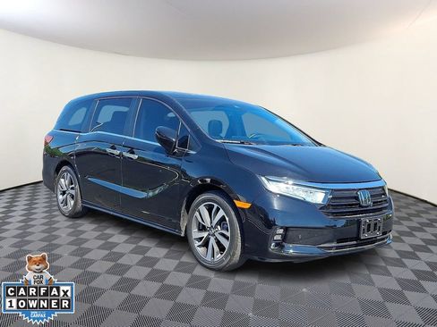 Used 2023 Honda Odyssey Touring image 1
