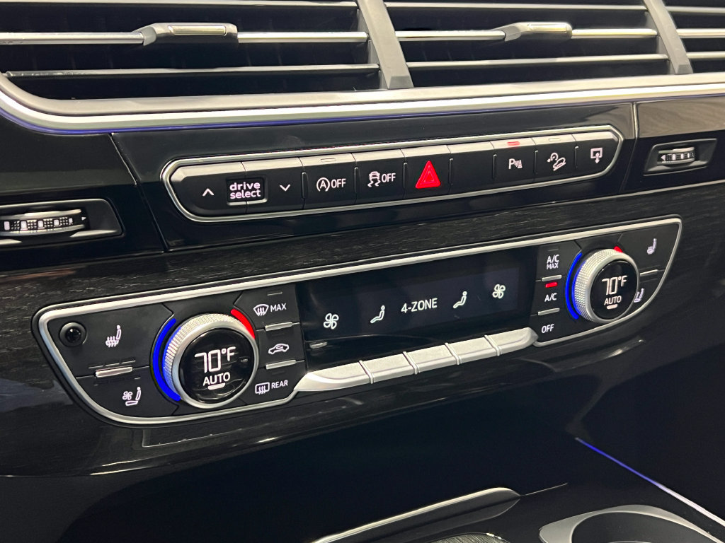 Used 2017 Audi Q7 3.0T Prestige AWD/4WD image 29