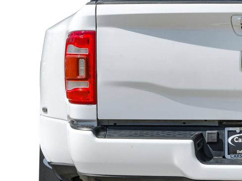 Used 2022 RAM 3500 Limited AWD/4WD image 52
