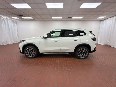 Used 2026 BMW X1 xDrive28i w/ Technology Package AWD/4WD image 2