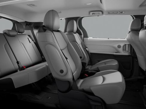 New 2026 Toyota Sienna XLE FWD image 7