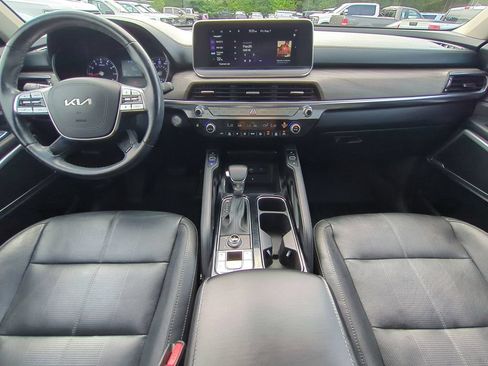 Used 2022 Kia Telluride EX w/ EX Premium Package AWD/4WD image 17