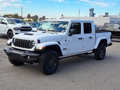 New 2026 Jeep Gladiator Sport
