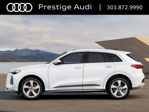 Used 2025 Audi Q5 Premium Plus w/ Premium Plus AWD/4WD image 31