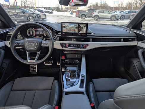 Used 2023 Audi A4 2.0T Prestige image 11