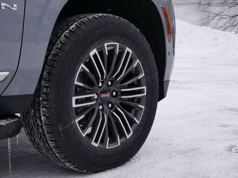 New 2026 GMC Yukon Elevation image 5