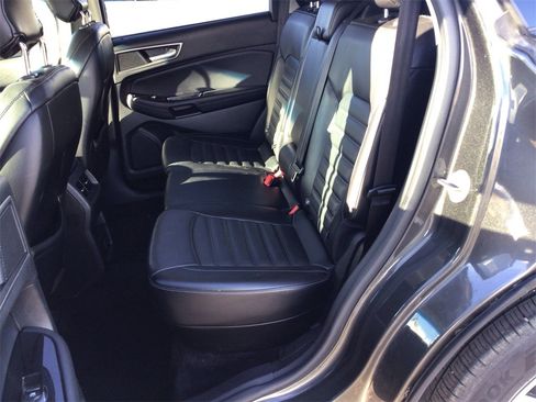 Used 2016 Ford Edge SEL w/ Equipment Group 201A image 10