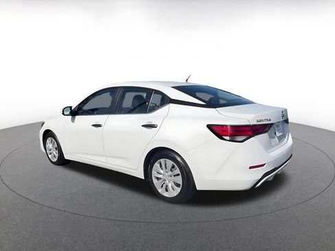 Used 2025 Nissan Sentra S FWD image 8