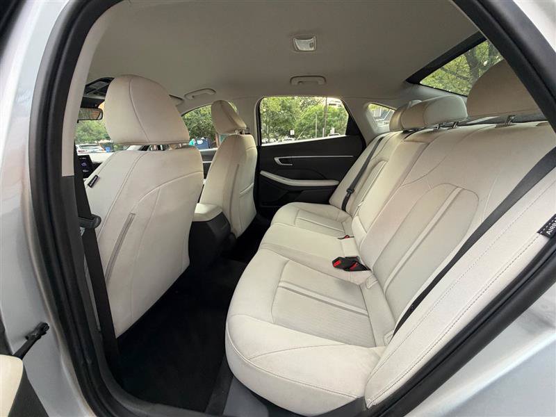 Used 2025 Hyundai Sonata SEL FWD image 25