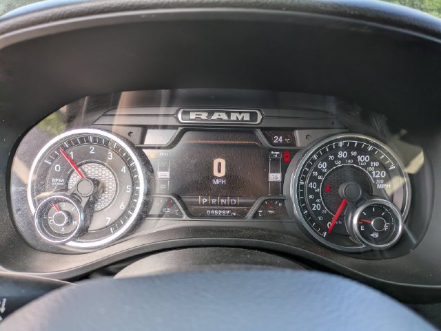 Used 2022 RAM 1500 Big Horn AWD/4WD image 12
