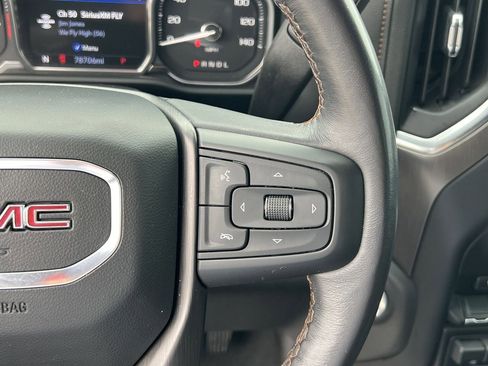 Used 2022 GMC Sierra 1500 AT4 w/ AT4 Premium Package AWD/4WD image 12