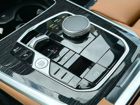 New 2026 BMW X5 sDrive40i RWD image 14