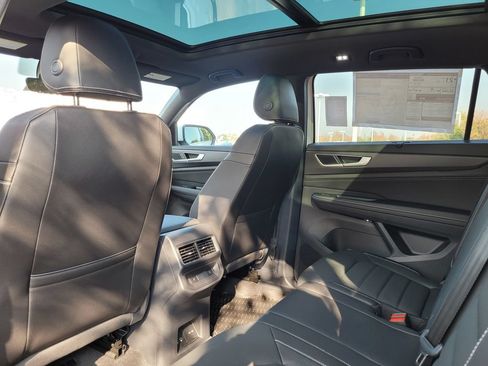 New 2025 Volkswagen Atlas Cross Sport SEL AWD/4WD image 14