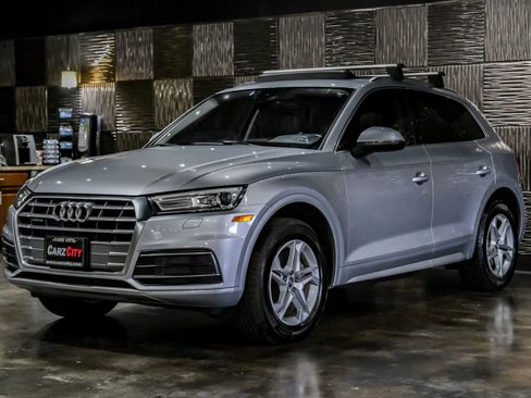 Used 2019 Audi Q5 2.0T Premium w/ Convenience Package image 7