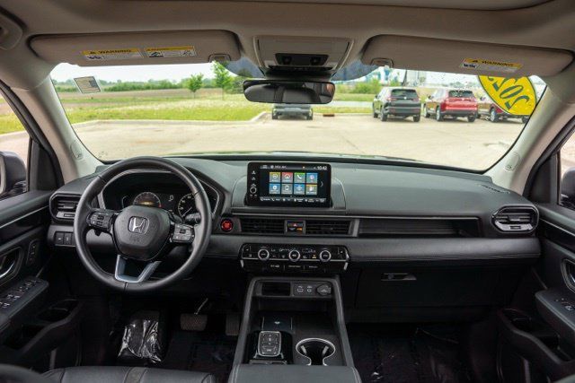 Used 2022 Honda Pilot Touring image 14