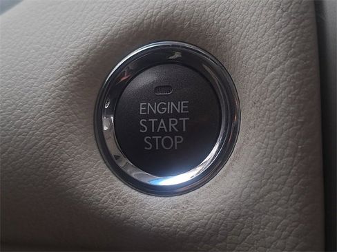 Used 2017 Lexus GX 460 Premium image 29