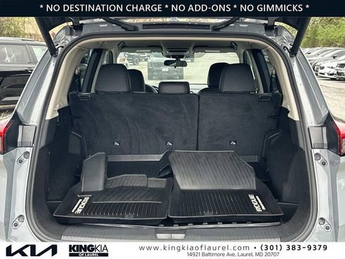 Used 2025 Nissan Rogue SV AWD/4WD image 18