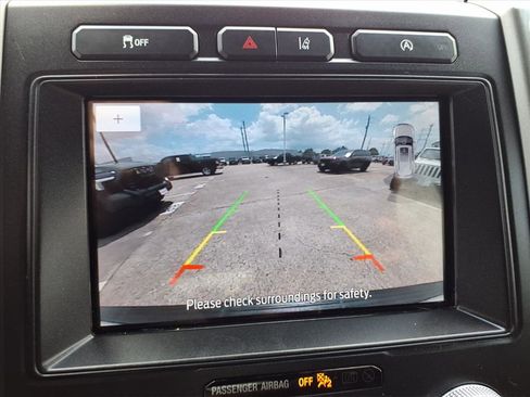 Used 2021 Ford Expedition XLT image 6