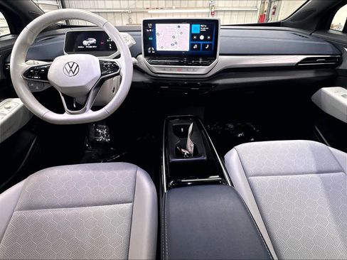 Used 2023 Volkswagen ID.4 Pro S Plus RWD image 10